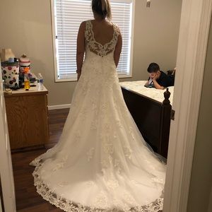 Essence of Australia wedding dress size 14